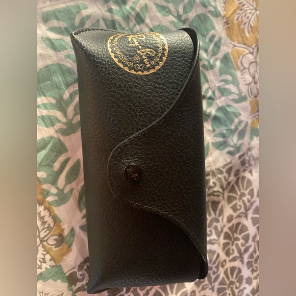 ray ban case - Picture 2 of 2